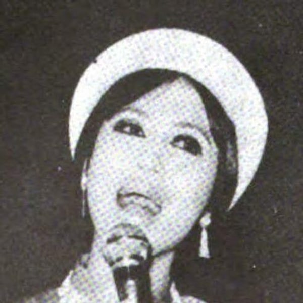 Hồng Vân