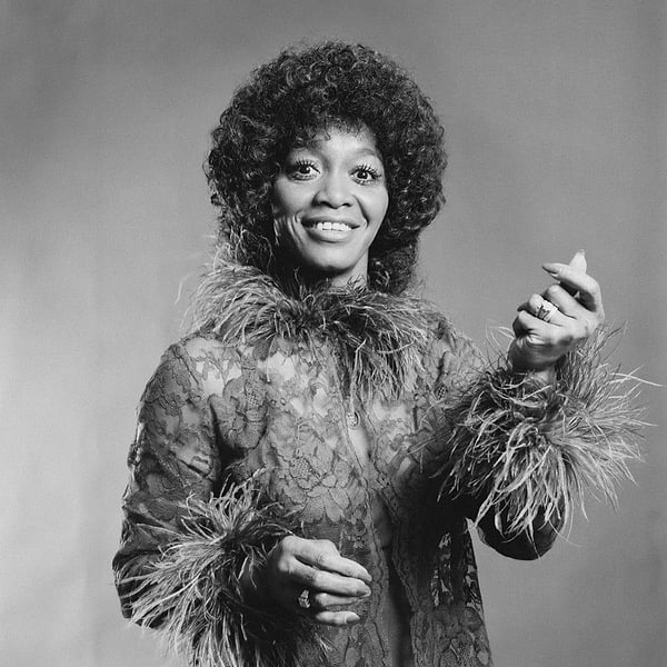Salena Jones