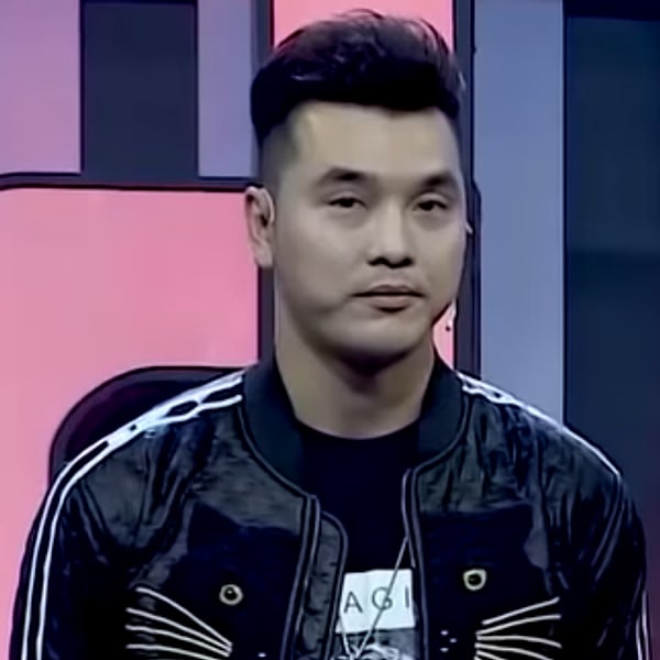 Ưng Hoàng Phúc